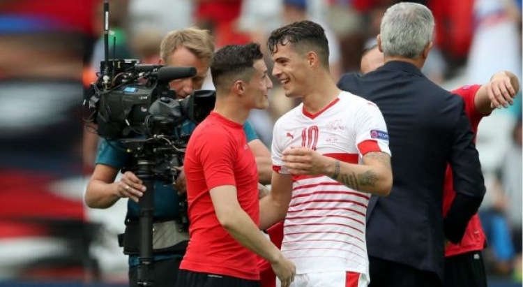 Pavarësia e Kosovës: Urim emocionues nga Granit dhe Taulanti Xhaka [FOTO]