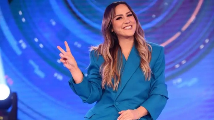 Arbana Osmani thirrje Ramës mes protestave: 'Mjaft, respekto popullin tënd, dëgjoje!'