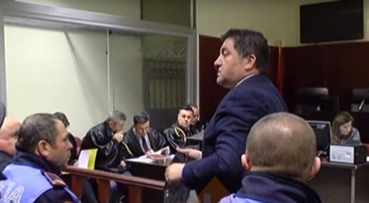 Kryebashkiaku i Lezhës, Fran Frrokaj, ka apeluar masën e arrestit duke kërkuar lirimin nga arresti i shtëpisë, çështja i kalon Gjykatës së Apelit në Shkodër