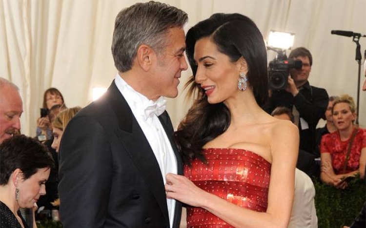 Wow! Ja sa kushtoi lindja e binjakëve të George dhe Amal Clooney