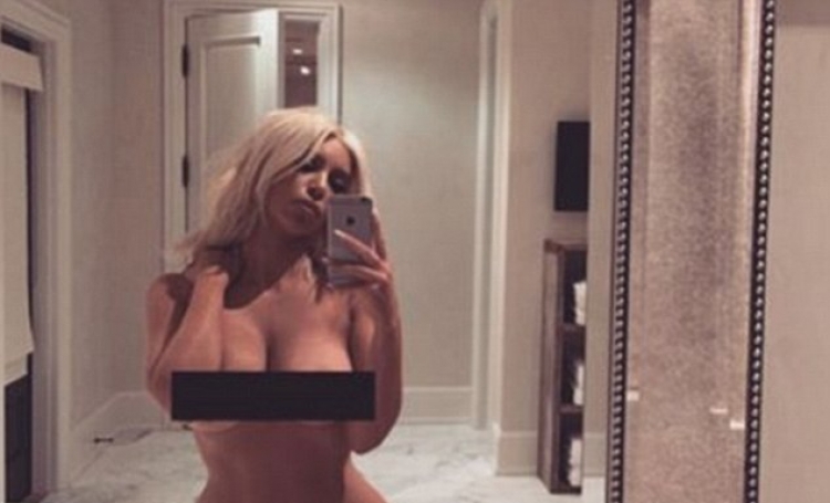 Bëhuni gati! Kim Kardashian paralajmëron për një tjetër foto nudo