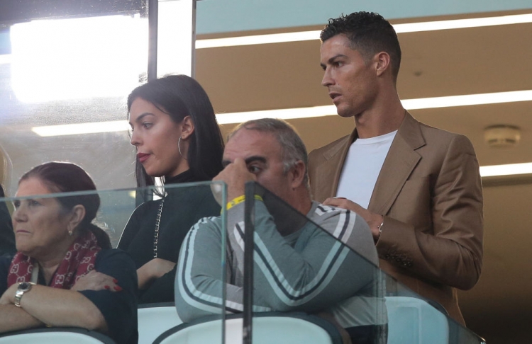Ronaldo dhe partnerja e tij nuk e tradhëtojnë Juventusin