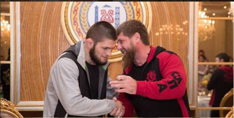 Khabib një pritje madhështore nga lideri i çeçenëve, merr titullin “Qytetar Nderi” dhe këtë dhuratë luksoze!