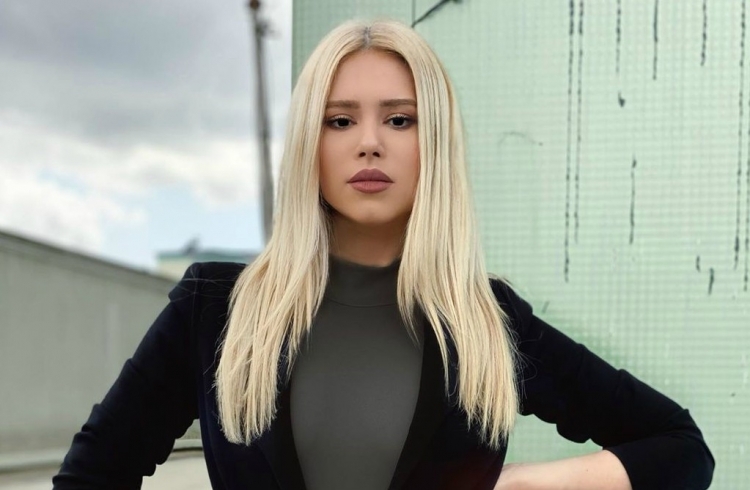 Fjoralba Ponari rikthehet në E DIELL? Flet për herë të parë moderatorja e njohur!