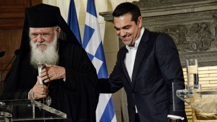 Greqia gati të ndërpresë rrogat e 10 mijë priftërinjve