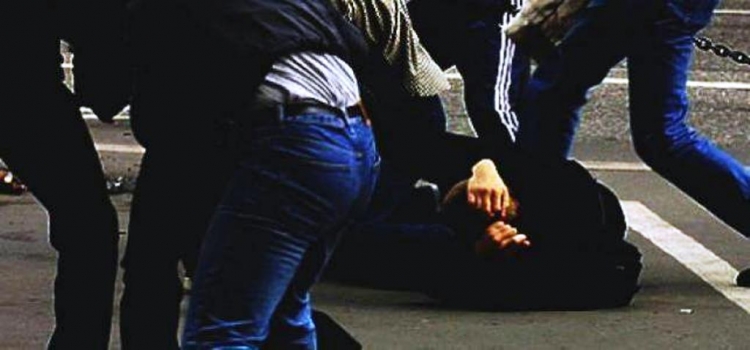 Sherr mes nxënësve në një gjimnaz në Tiranë, plagosen dy adoleshentë