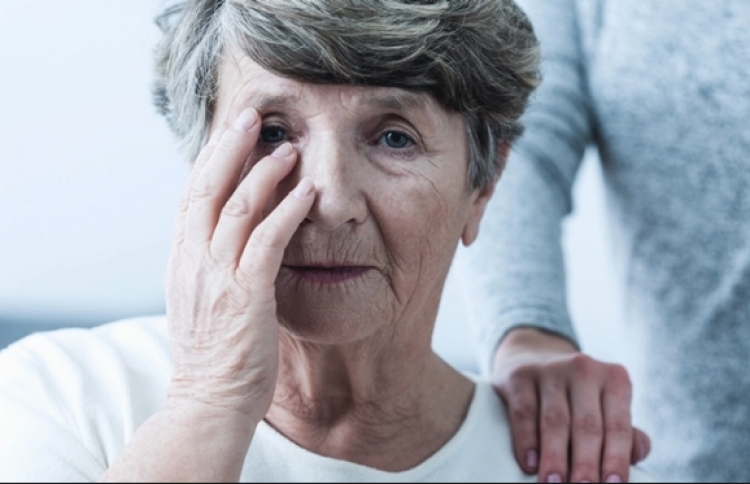 Alzheimer, ja përse gratë janë më të rrezikuara
