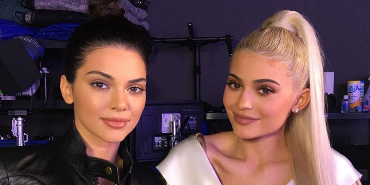 Kylie dhe Kendall Jenner me një linjë të re veshjesh dhe çmimet do jenë të përballueshme [FOTO]