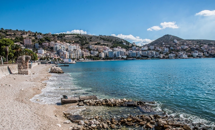 E rëndë, ishte nisur për në Sarandë, vdes turisti kosovar në autobus