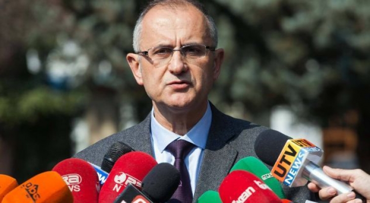 Petrit Vasili i përgjigjet Ramës: Ta kishe vetëm qeverinë do na hidhje në greminë