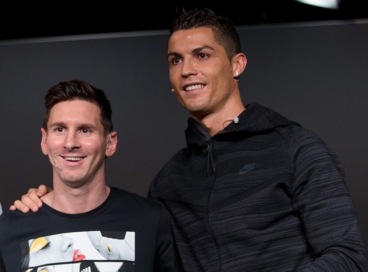 Ronaldo dhe Messi bashkohen pas shumë vitesh për të bekuar 