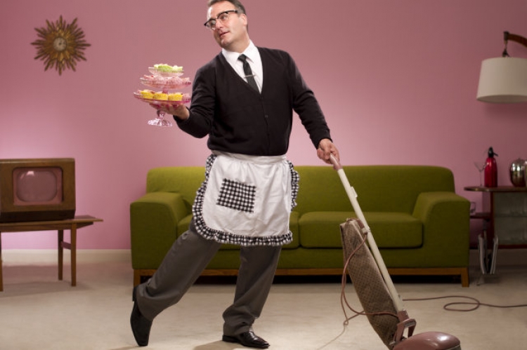 Burrat duhet të bëjnë punë shtëpie për të pasur një shëndet më të mirë[VIDEO]