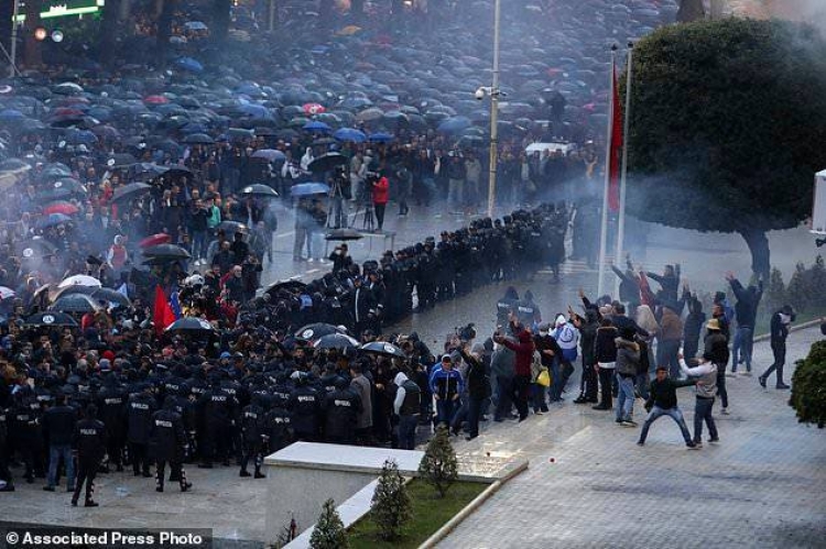 Tensionet dhe dhuna në protestë, reagon Avokati i Popullit