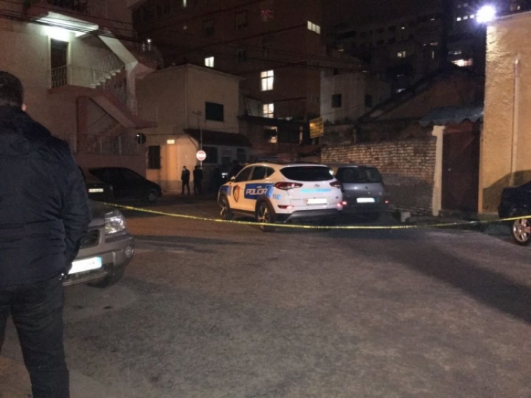 Tronditet Fushë-Kruja, të afërmit gjejnë në makinë trupin e pajetë të 22-vjeçarit me iniciale L.Ç, të paqarta shkaqet e ngjarjes