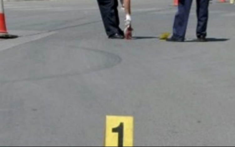 Përplasen dy automjete në rrugën Elbasan-Peqin, plagosen tre persona