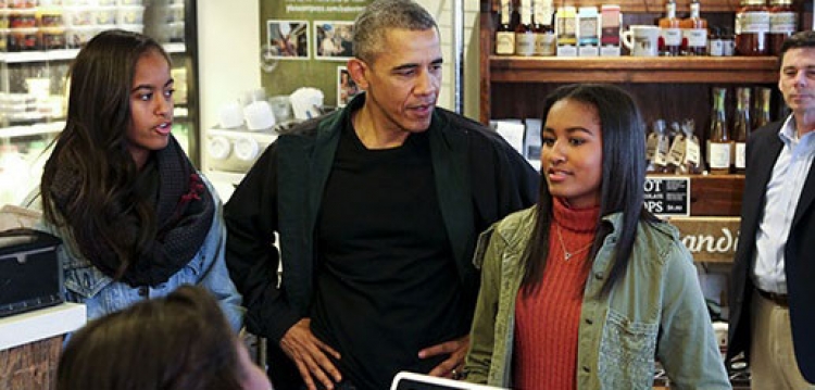 Ja pse vajza e Presidentit Obama është si të gjithë ne [FOTO VIDEO]