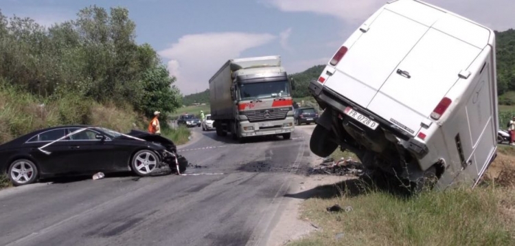 Përgjaken rrugët e Shqipërisë, një tjetër aksident në Elbasan