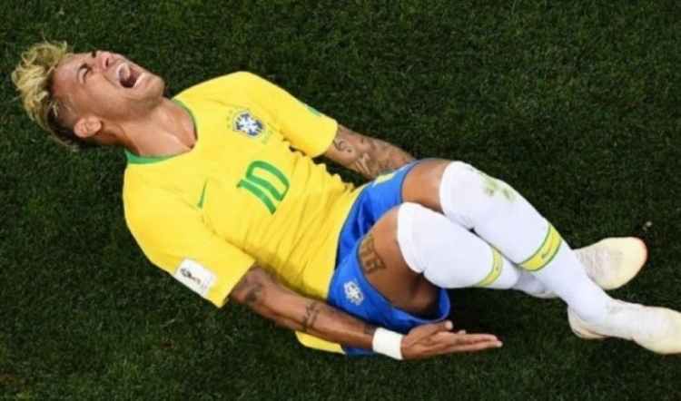 Ankthe tek Brazili, Neymar rrezikon...[FOTO]