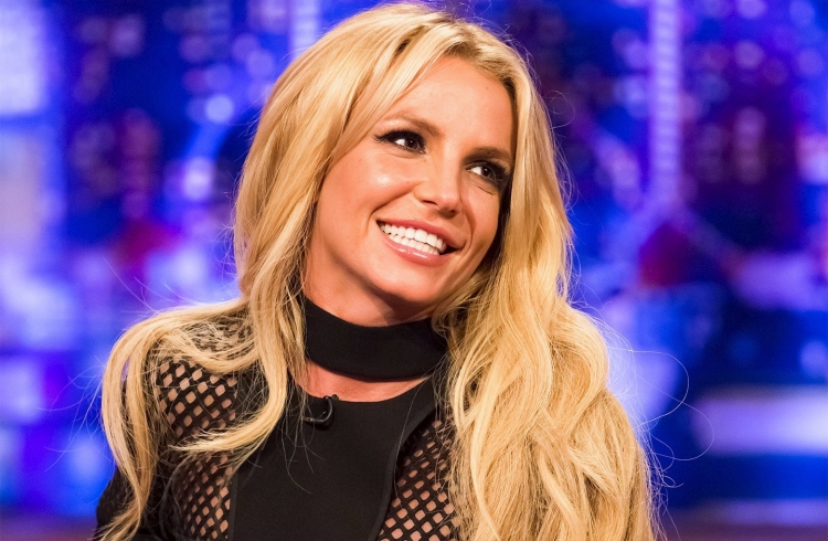 Oops!!! Britney Spears tregon gjoksin në koncert live [VIDEO +16]