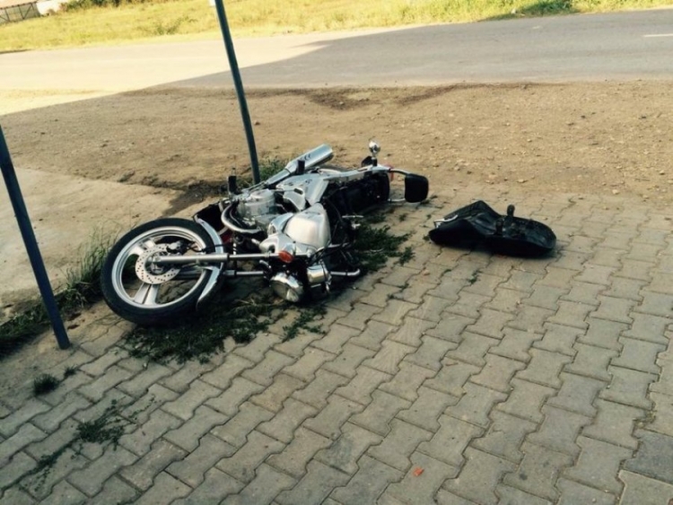 Aksident me motor në aksin Fushë Krujë-Vorë, plagoset 28 vjeçari, E.Barushi