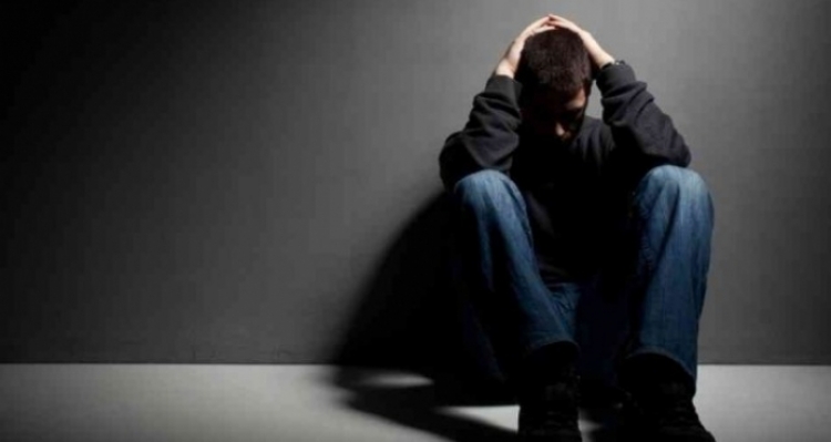 Mjekët japin alarmin, shqiptarët ne depresion, vetëm në Tiranë vizitohen 150 persona në javë