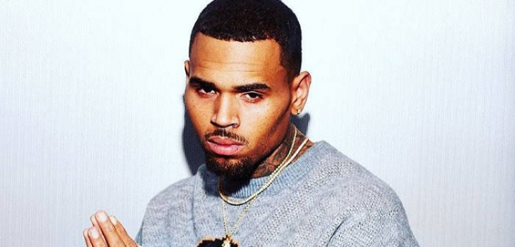 Chris Brown ka një surprizë për fansat shqiptarë më 8 korrik  [FOTO]