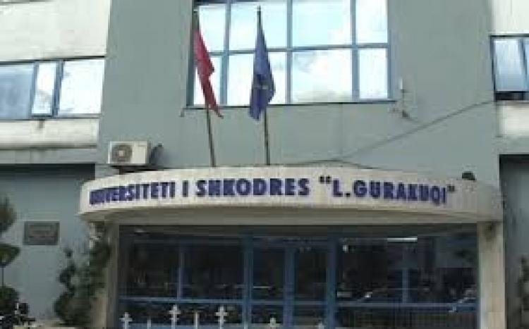 Arrestohet pedagogia, u merrte studetëve100 euro për një provim