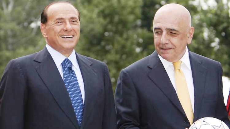 Berlusconi blen klubin e futbollit bashkë me Gallianin