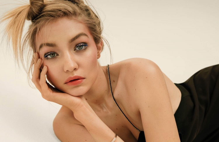 Gigi Hadid bashkëpunon me Backstreet Boys