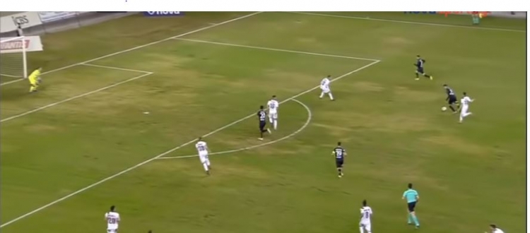 2 sekonda pa mbaruar takimi, sulmuesi i kombëtares shqiptare shënon golin nga distanca[VIDEO]