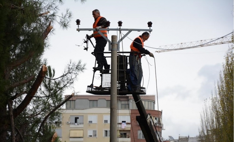 Tirana dy ditë pa drita! Ja zonat ku do të ndërpritet energjia elektrike nesër dhe pasnesër në kryeqytet