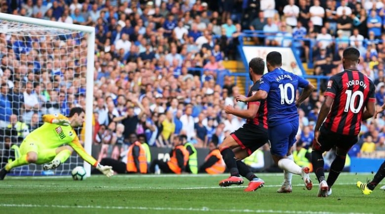 Chelsea vuan ndaj Bournemouth, por fiton dhe kryeson bashkë me Liverpool