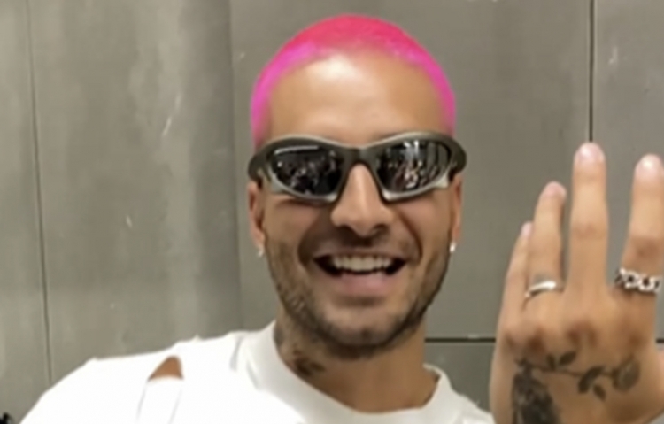 Maluma merr propozimin e papritur për martesë (Video)