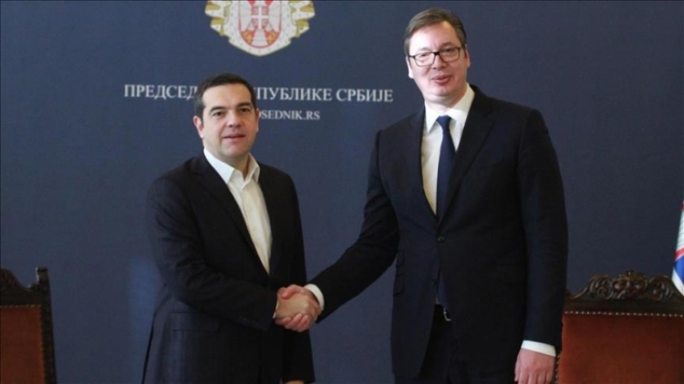 Kryeministri grek, Tsipras në takimin me Vucic në Beograd: ‘’Kosova po i hedh benzinë zjarrit me vendosjen e tarifave’’