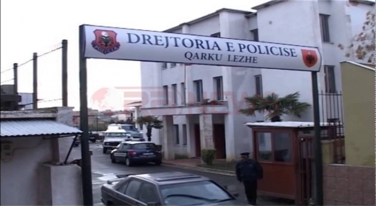 Ndihmonin refugjatët të kalonin ilegalisht kufirin, Policia e Lezhës arreston shtetasit Besnik Gjoka 46 vjeç dhe Valentino Doci 48 vjeç