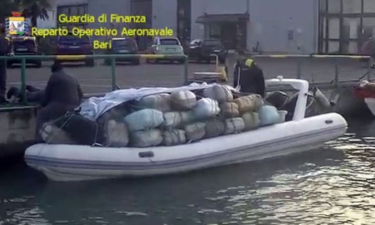 Në 2017 Guarda di Finanza kapi 66% më shumë kanabis se vitin e kaluar