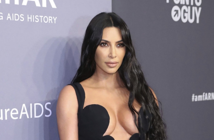 Kim Kardashian bën këtë ndryshim në pamje dhe me siguri do kthehet në trend [FOTO]