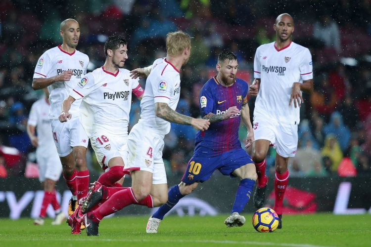 Barcelona do “Camp Nou” ndërsa Messi rekordin e Zarras