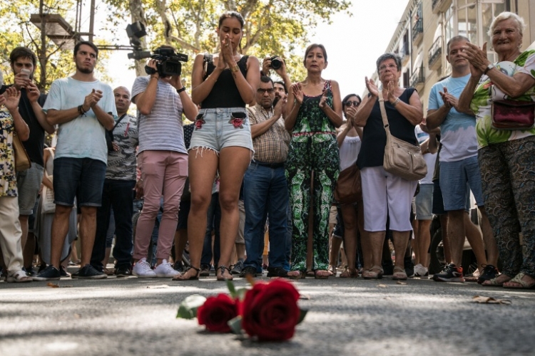 Këngëtari shqiptar pjesë e sulmit terrorist në Barcelonë: Ju rrëfej tmerrin që pashë me sy [FOTO]