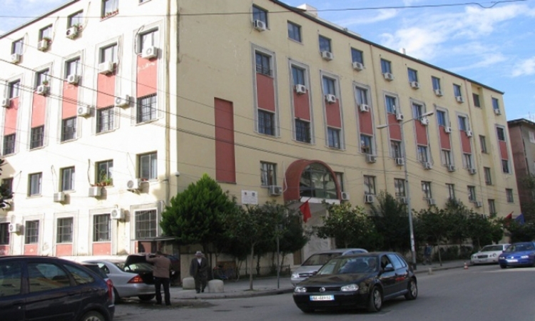 SHPËRDORUAN detyrën, ja çfarë vendimi  merr Gjykata për 6 policët në Durrës