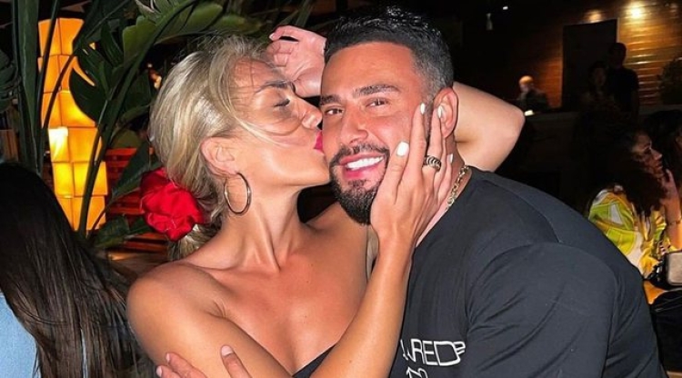 Robert Berisha ndahet nga e dashura? Veprimi që i bëri të gjithë të dyshojnë