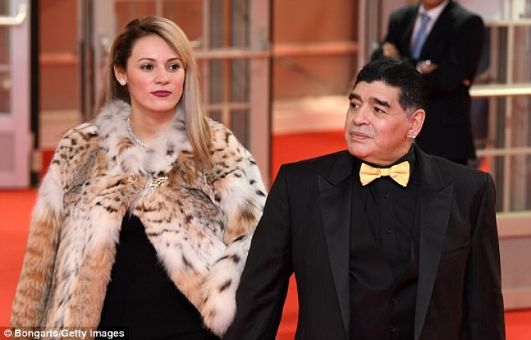 Maradona është “një tigër” në krah të së dashurës së tij! Zbuloni ndodhinë e fundit të legjendës[FOTO]