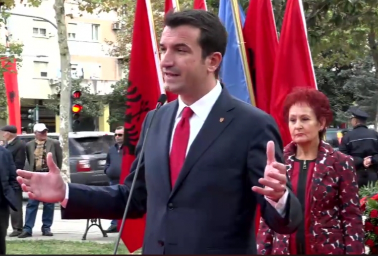 Veliaj në 74 vjetorin e Çlirimit të Tiranës: Edhe të huajt thonë, si mund të sabotoni njëri-tjetrin?