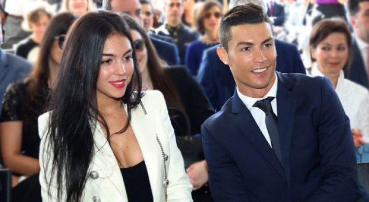 Georgina në krah të Ronaldos, fotoja që po thyen rrjetin [FOTO]