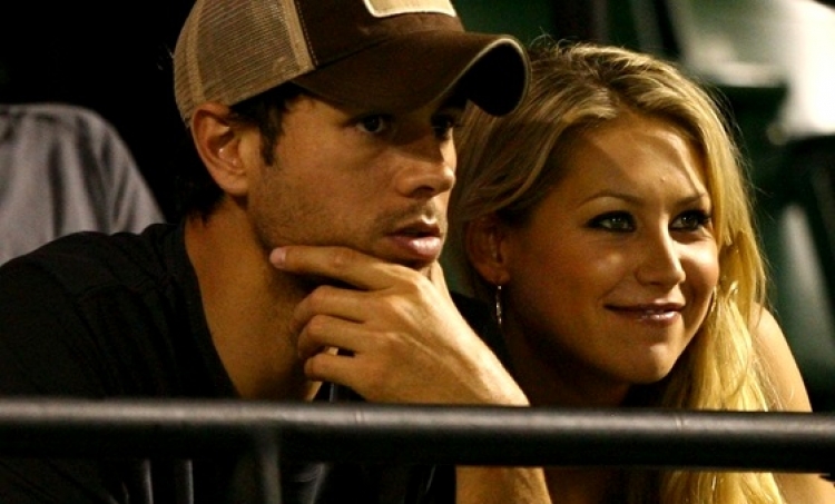 Anna Kournikova dhe Enrique Iglesias si rrallëherë në publik [FOTO / VIDEO]