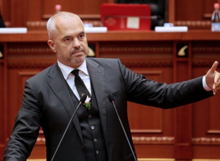 Rama flet në Kuvend, PD-LSI braktis seancën, kryeministri: Opozita eksporton kodra dhe male me baltë kundër Shqipërisë