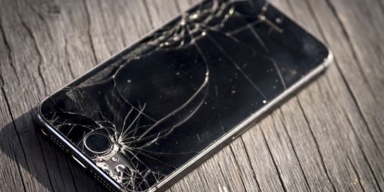 iPhone i ri sjell një mënyrë gjeniale për t'ju shpëtuar nga thyerjet e ekranit!