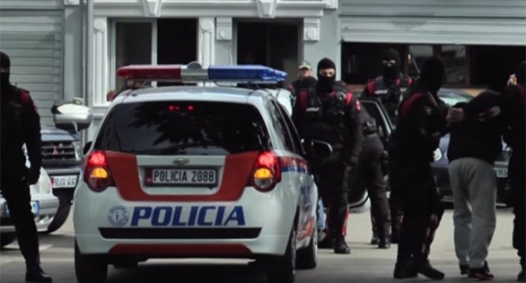 Tiranë, policia arreston 41-vjeçarin Laert Zhupa, i shpallur në kërkim për kryerjen e disa vjedhjeve në kryeqytet