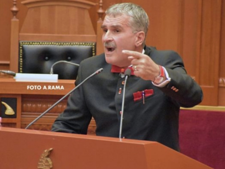 Batutat në Parlament, Rama-Gjuzit: Naltmadhnia e tij, mos më ndërprit