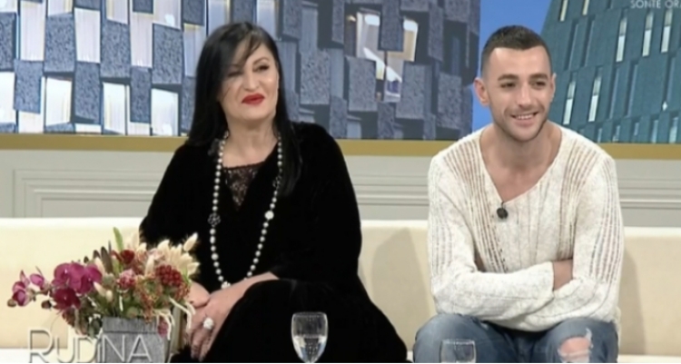 Reperi shqiptar tregon arsyen pse është dashuruar pas serialit turk “Kosem”[FOTO]